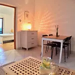 Appartement Sea View Nini *